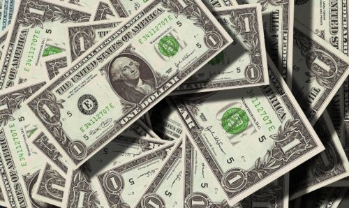 Às 10h18, o dólar á vista subia 0,10%, a R$ 5,3592.