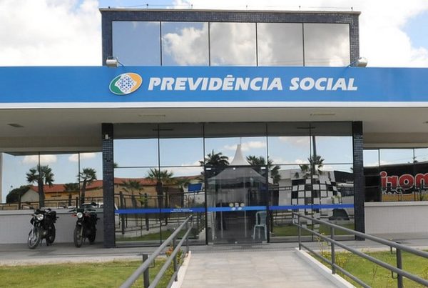 Atendimento presencial para a prova de vida no INSS deve seguir ativa até o mês que vem