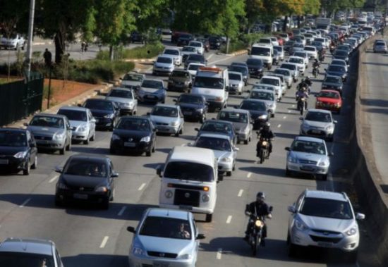 O benefício atende os motoristas que tinham 20 pontos ou mais na CNH